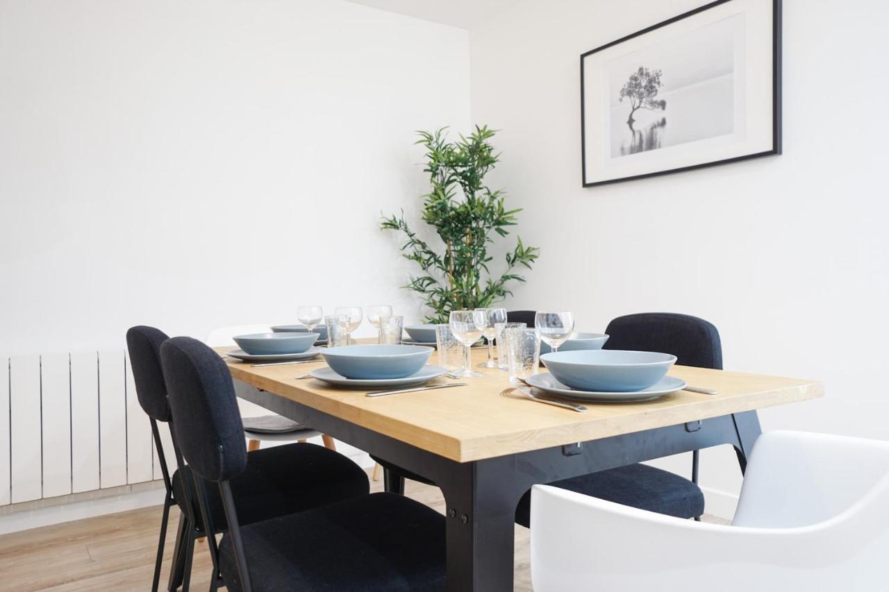 Spacious Apartment Near The Champs De Mars Paris Exterior photo