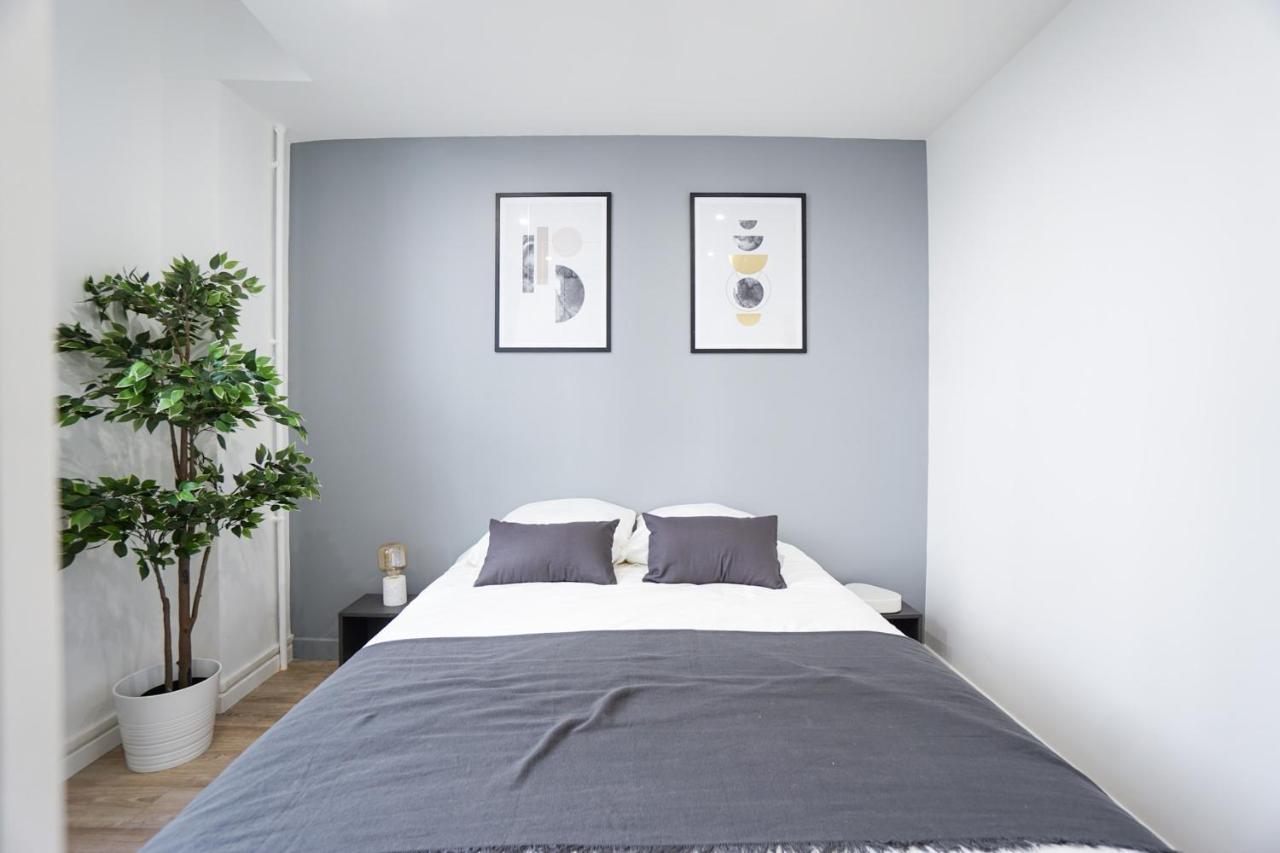 Spacious Apartment Near The Champs De Mars Paris Exterior photo